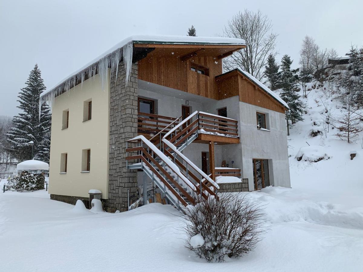 Apartmany Alliss Гаррахов Екстер'єр фото